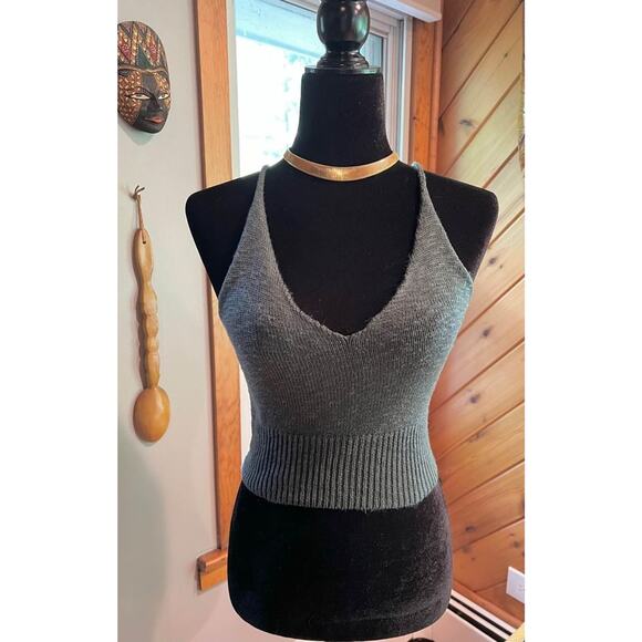 Urban Heritage Knit Cropped Tank Top - Picture 1 of 8